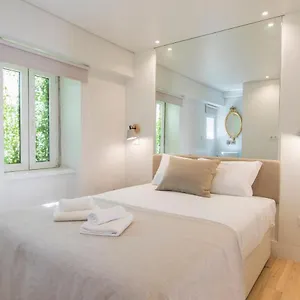 principe-real-modern-and-comfort.hotels-lisbon-portugal.com/